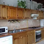 Erzsebet Vendeghaz Es *